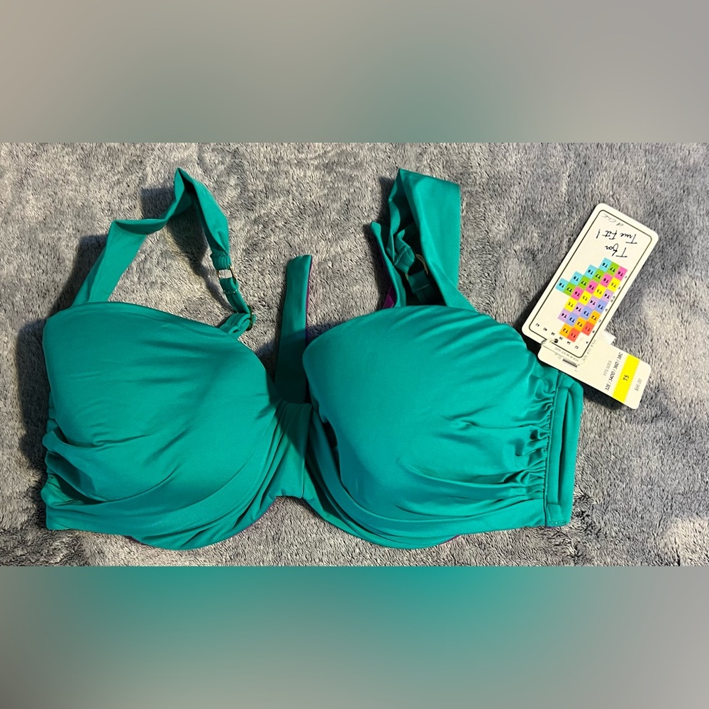 A.Che Santorini bikinis top